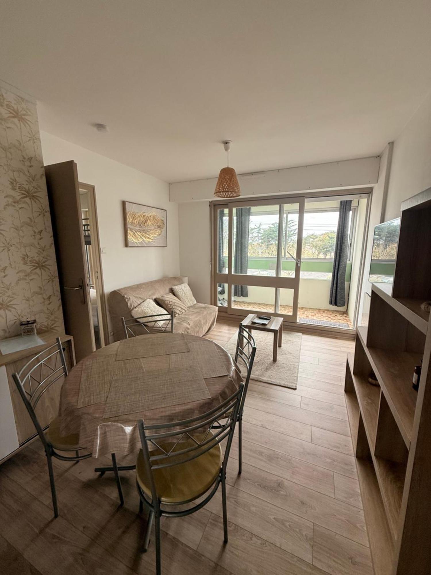 Appartement A 100 M De La Plage St Hilaire De Riez Les Becs Сен-Ілер-де-Р'єз Екстер'єр фото